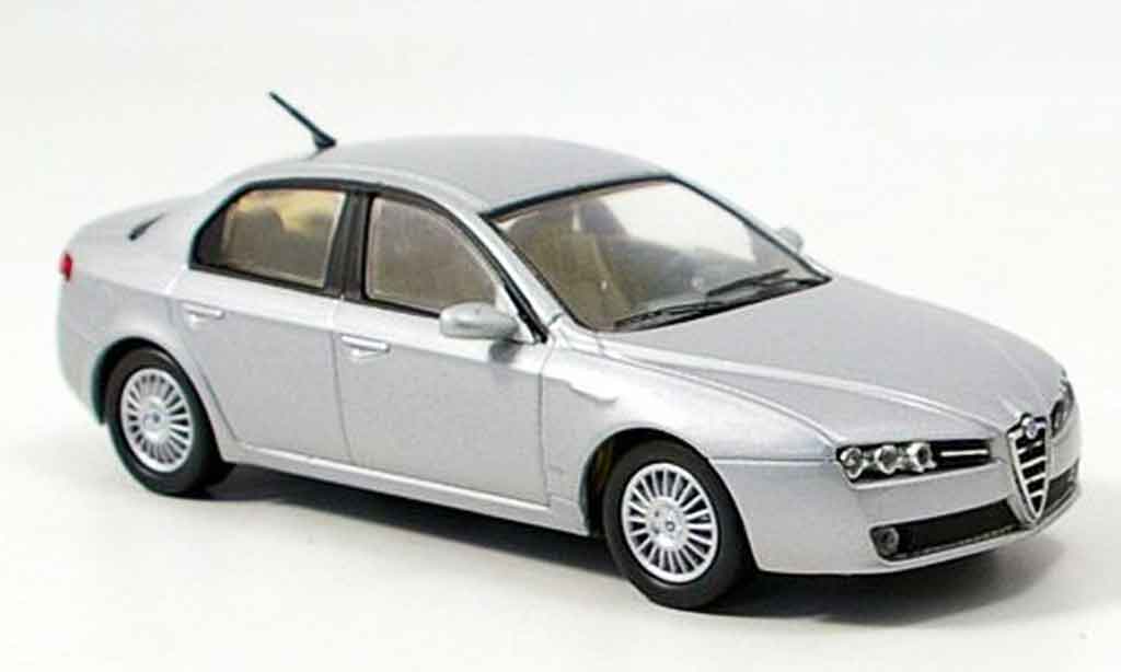 Alfa Romeo 159 1/43 M4 grijs metallic b quality 2005 modelauto