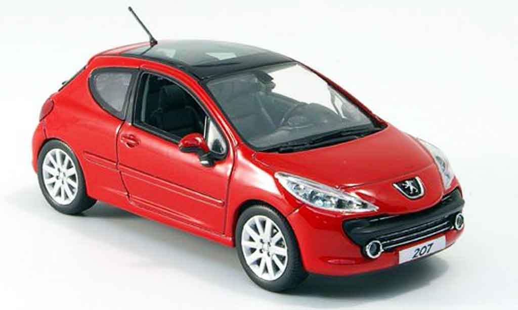 Peugeot 207 1/43 Norev feline rood 3 portes 2006 modelauto
