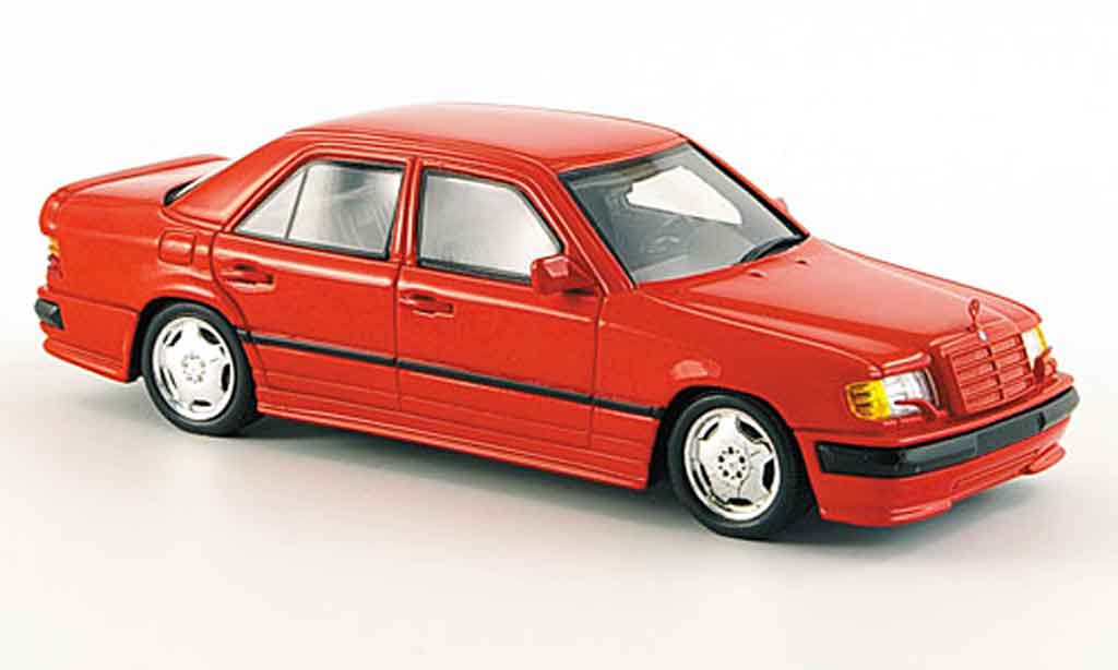 Mercedes 300 E 1/43 Spark E AMG rood 1987 modelauto