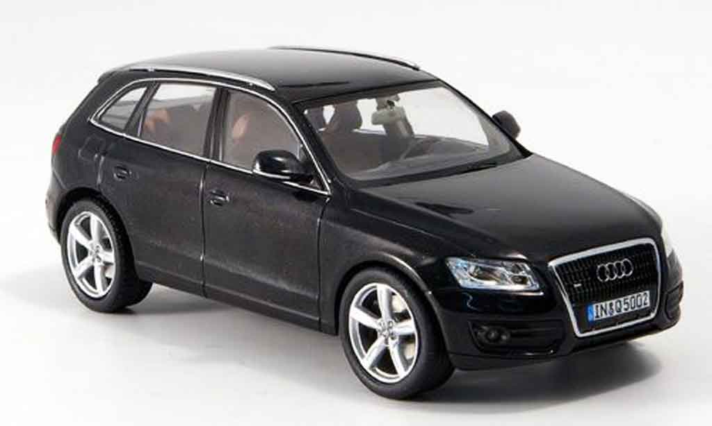 Audi Q5 1/43 Schuco zwart 2008 modelauto