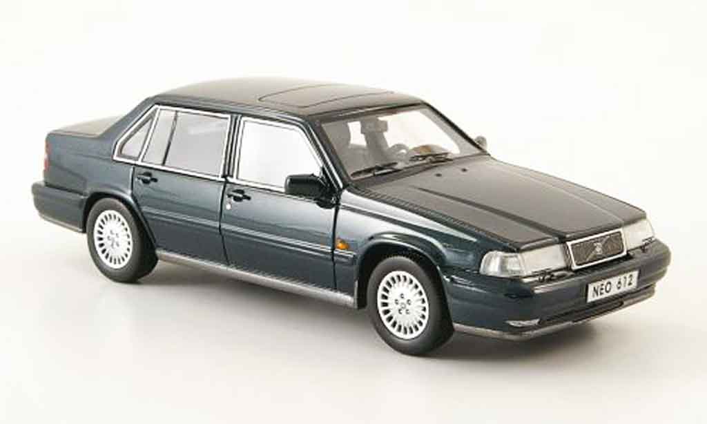 Volvo 960 1/43 Neo grun 1996 modelauto