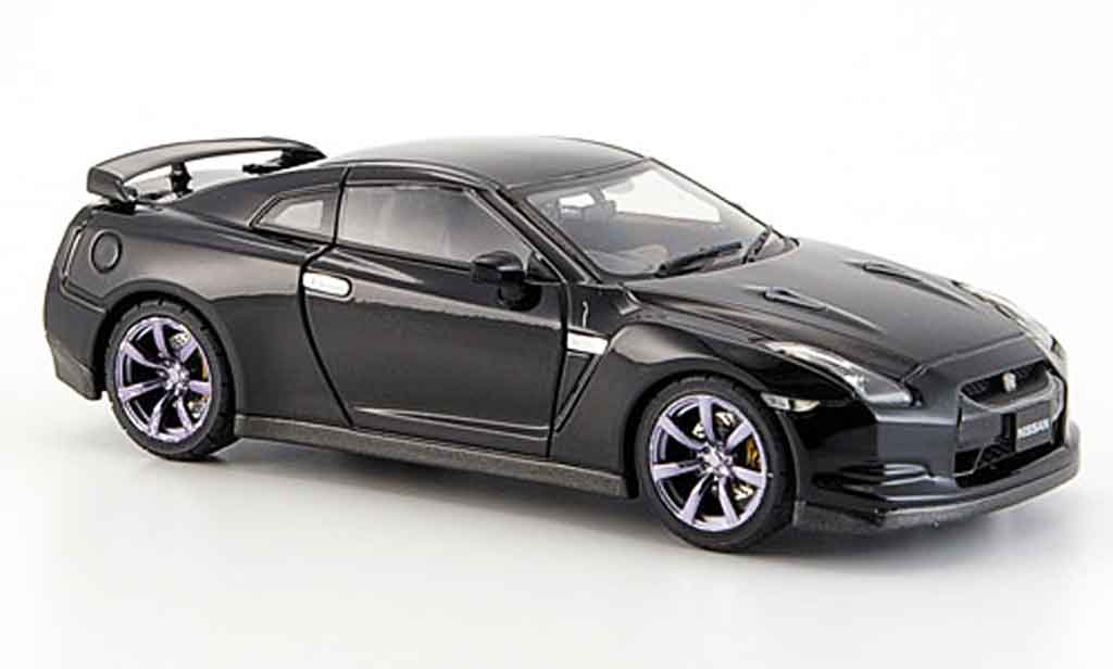 Nissan Skyline R35 1/43 Ebbro R35 GT R zwart 2007 modelauto