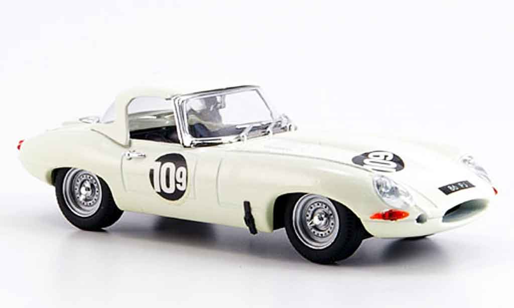 Jaguar E-Type 1965 1/43 Best 1965 spider brands hatch t. atkins modelauto