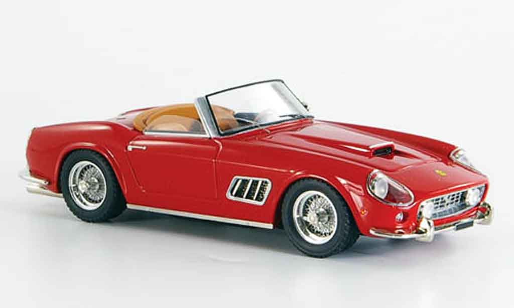 Ferrari 250 Spyder 1/43 Look Smart Spyder california offen rood modelauto