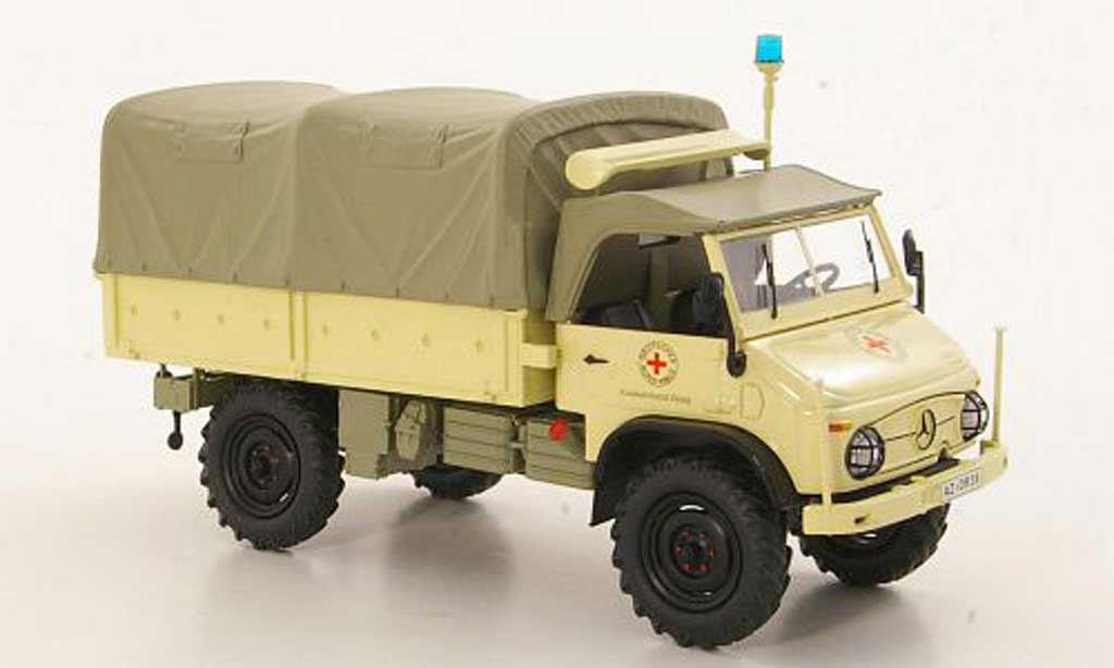 Mercedes Unimog 1/43 Schuco 404 S roodes Kreuz Pritsche/Plane modelauto