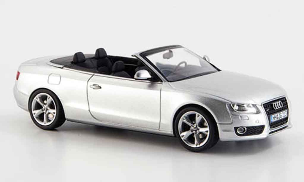 Audi A5 1/43 Schuco Cabriolet grijs metallic modelauto
