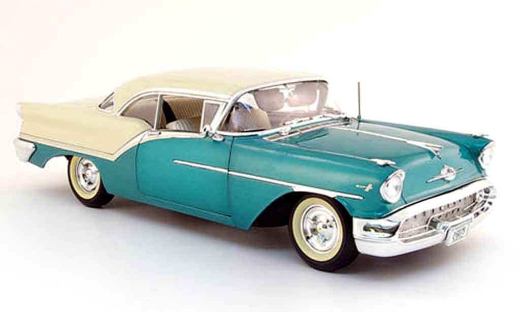 Oldsmobile Super 88 1/18 Highway 61 grun wit 1957 modelauto