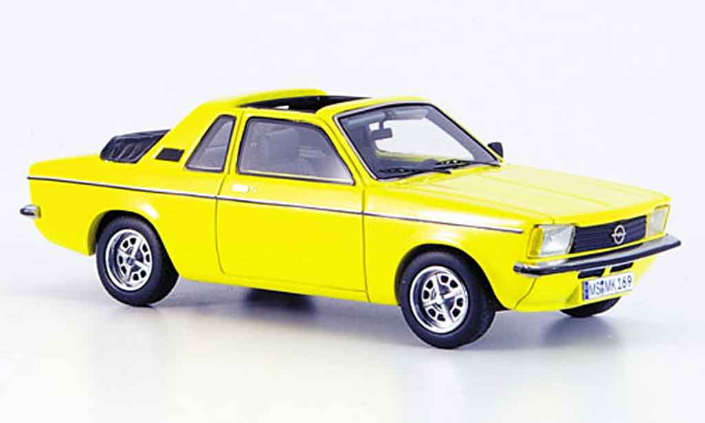 Opel Kadett C 1/43 Neo C aero geel 1978 modelauto
