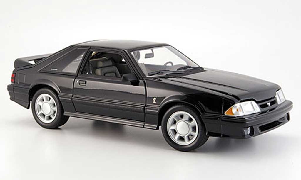 Ford Mustang 1993 1/18 GMP 1993 cobra zwart modelauto