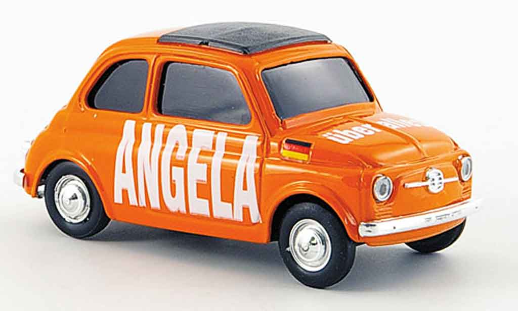 Fiat 500 1/43 Brumm Angela uber alles modelauto