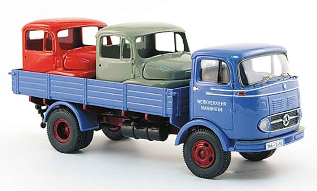 Mercedes LP 911 1/43 Premium Cls Pritsche blauw avec Fahrerhauser Ladegut modelauto