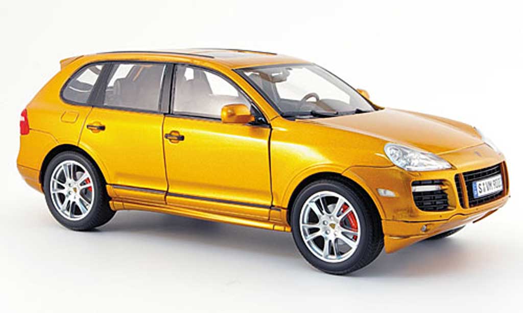 Porsche Cayenne GTS 1/18 Norev GTS oranje 2008 modelauto