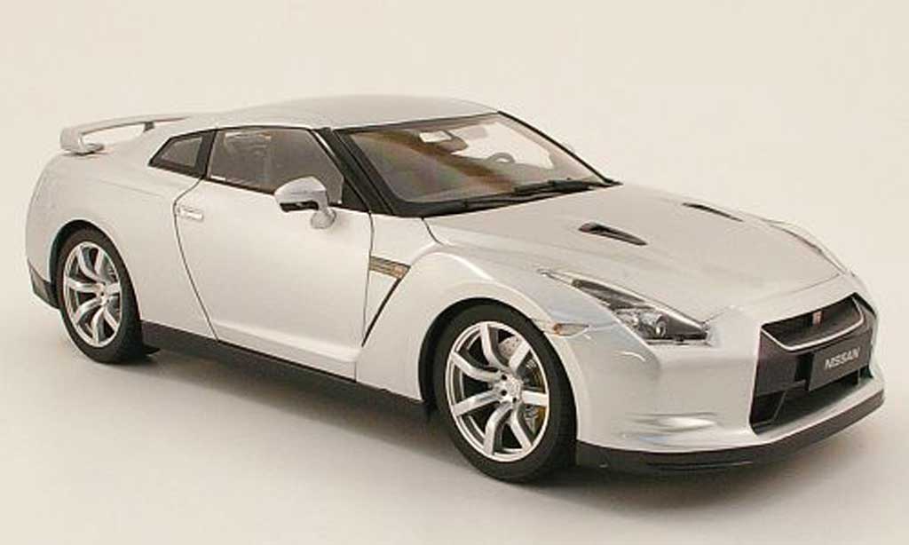 Nissan Skyline R35 1/18 Norev R35 gtr grijs 2008 modelauto