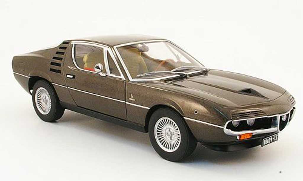 Alfa Romeo Montreal 1/18 Autoart bruin 1970 modelauto
