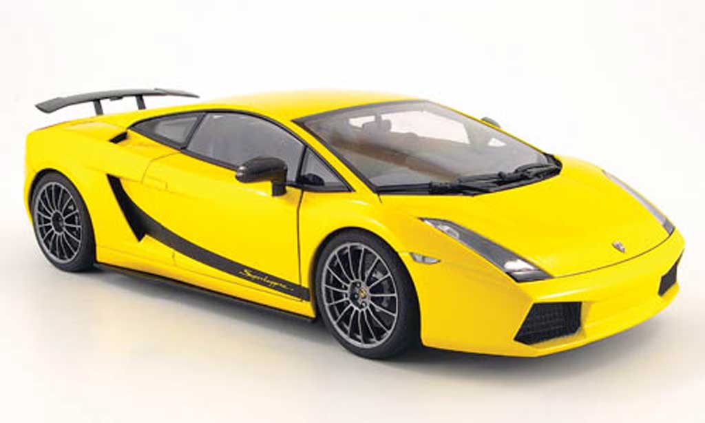 Lamborghini Gallardo Superleggera 1/18 Autoart Superleggera geel 2007 modelauto
