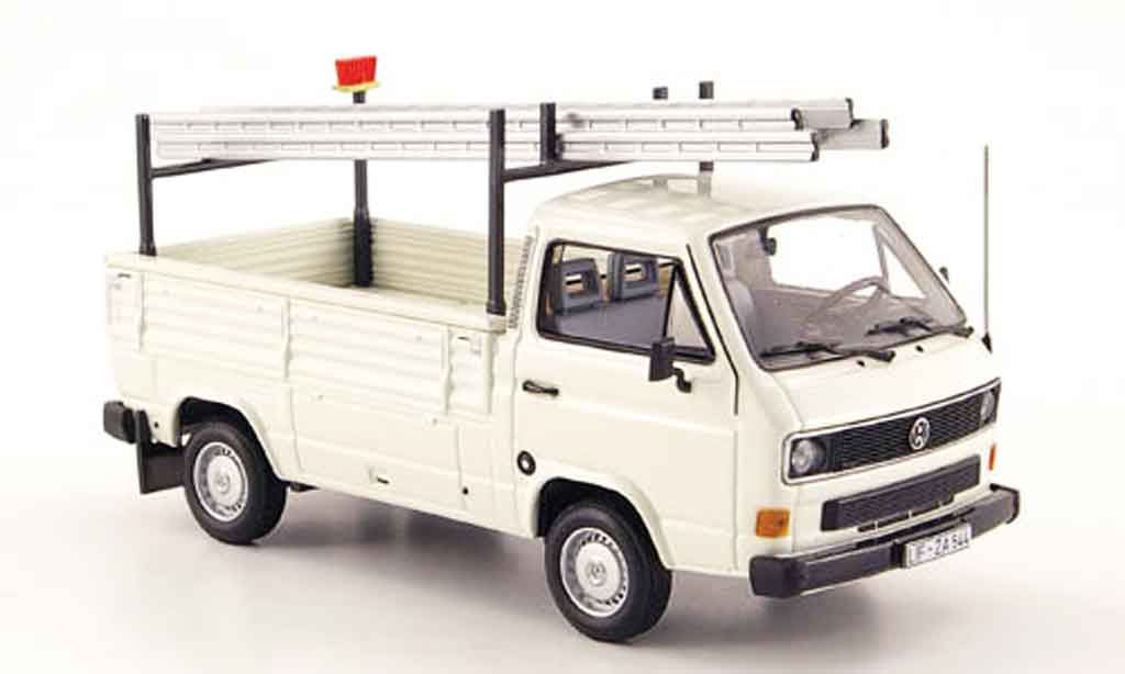 Volkswagen Combi 1/43 Minichamps t3 pritsche wit avec leitern 1983 modelauto