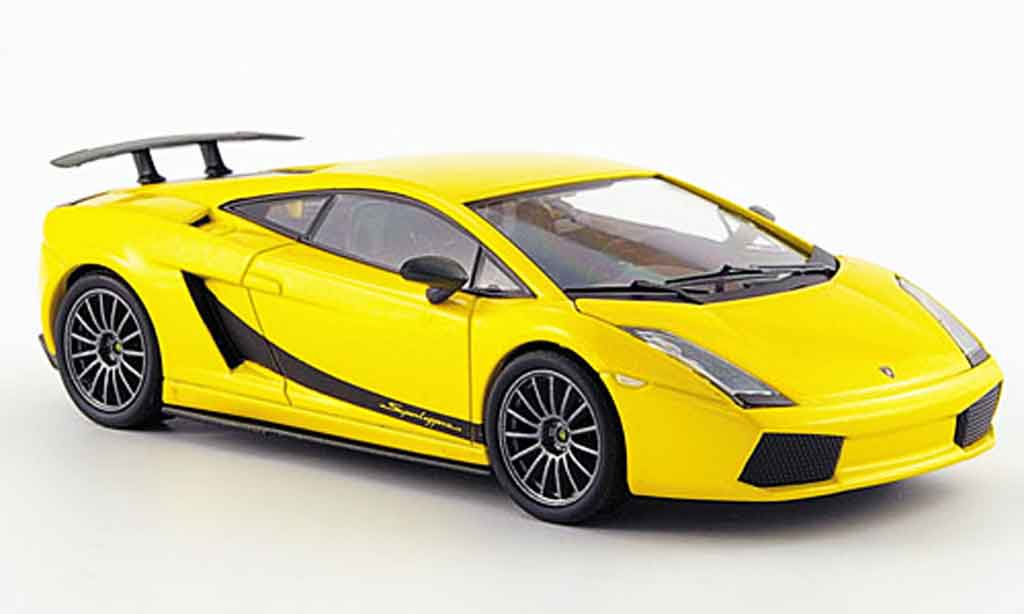 Lamborghini Gallardo Superleggera 1/43 Kyosho Superleggera geel modelauto