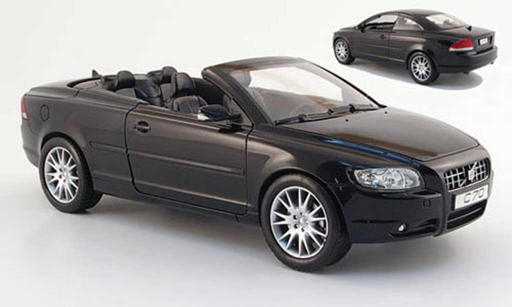 Volvo C70 1/18 Powco cabriolet zwart 2006 modelauto