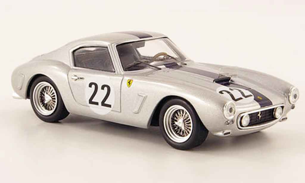 Ferrari 250 GT 1960 1/43 Hot Wheels Elite GT 1960 sedantta swb no.22 24h le mans modelauto