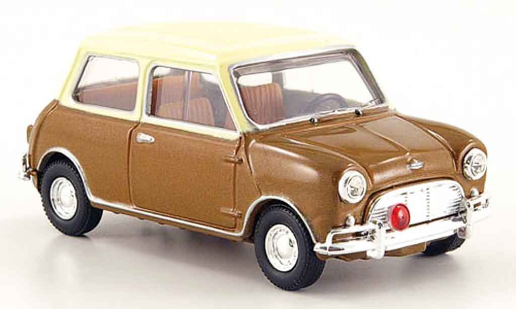 Austin Mini Cooper S 1/43 Vanguards Cooper S MK I bruin beige Steve McQueen modelauto