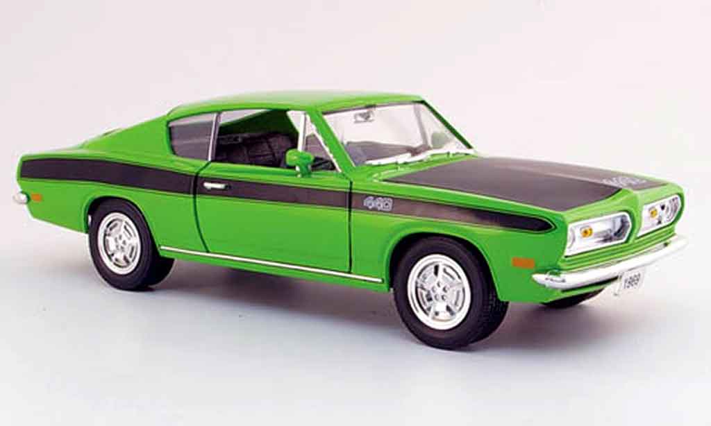 Plymouth Barracuda 1969 1/18 Yat Ming 1969 440 grun zwart modelauto