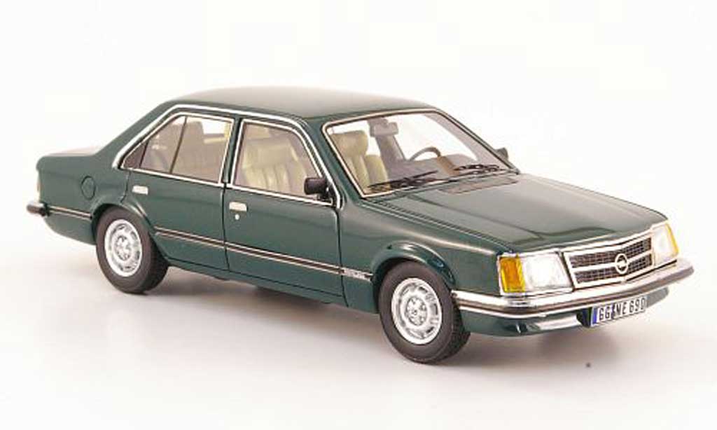 Opel Commodore C 1/43 Neo C 2.5 S grun 4-portes 1978 modelauto