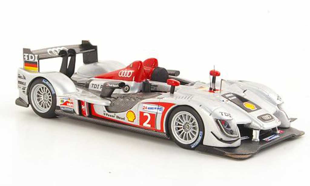 Audi R15 2009 1/43 IXO 2009 TDI No.2 L.Luhr / M.Rockenfeller / M.Werner 24h Le Mans modelauto