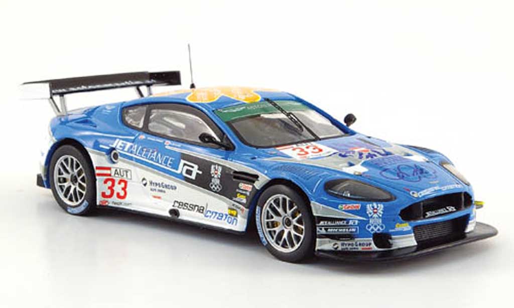 Aston Martin DBR9 1/43 IXO No.33 FIA GT Sieger Silverstone 2008 modelauto