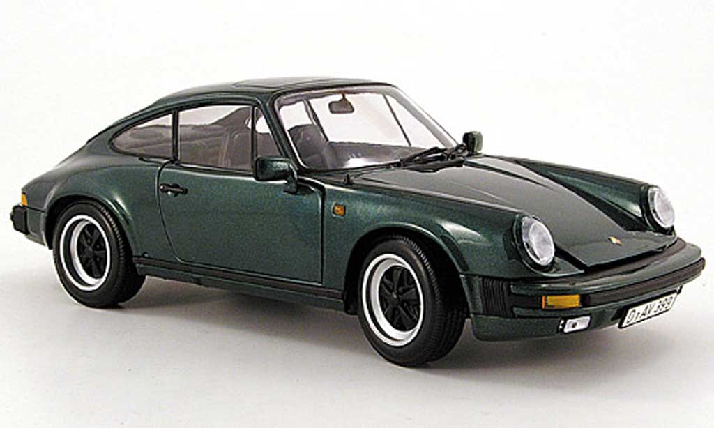 Porsche 930 3.2 1/18 Minichamps 3.2 carrera grun 1976 modelauto