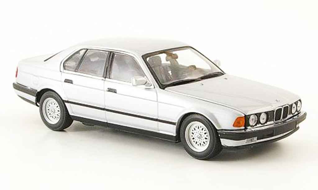 Bmw 730 E32 1/43 Minichamps E32 i grijs metallic 1986 modelauto