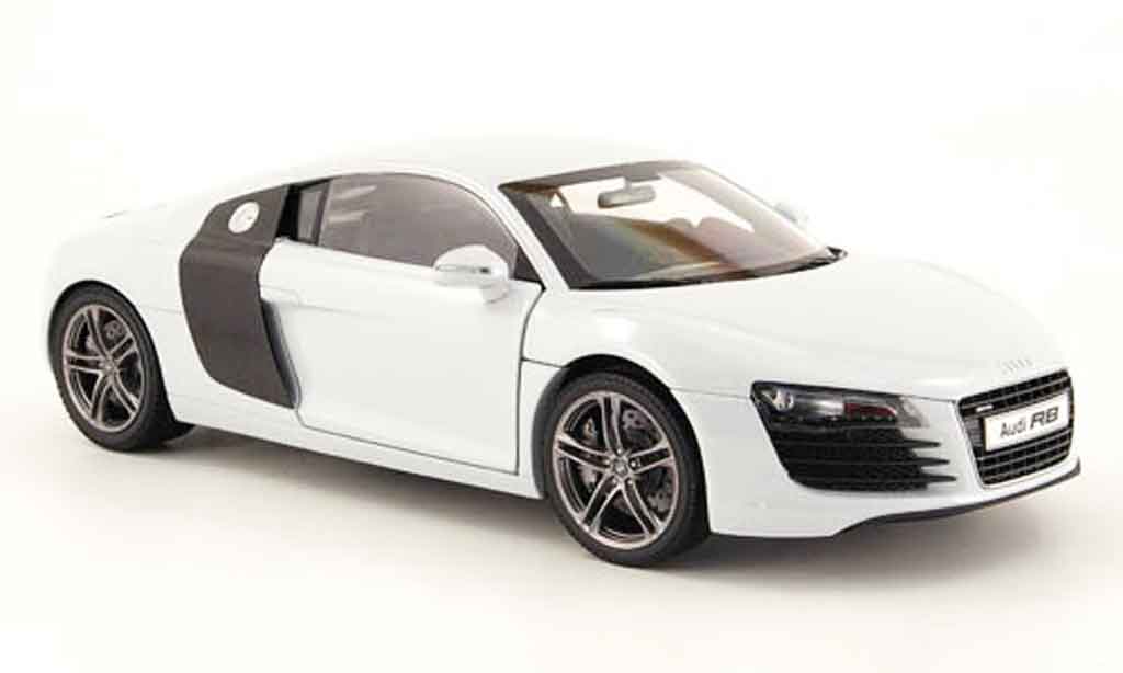 Audi R8 4.2. FSI 1/18 Kyosho 4.2. FSI 4.2 fsi grijs modelauto