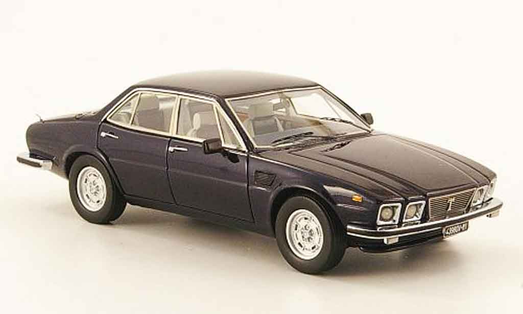 De Tomaso Deauville 1/43 Neo blauw 1978 modelauto
