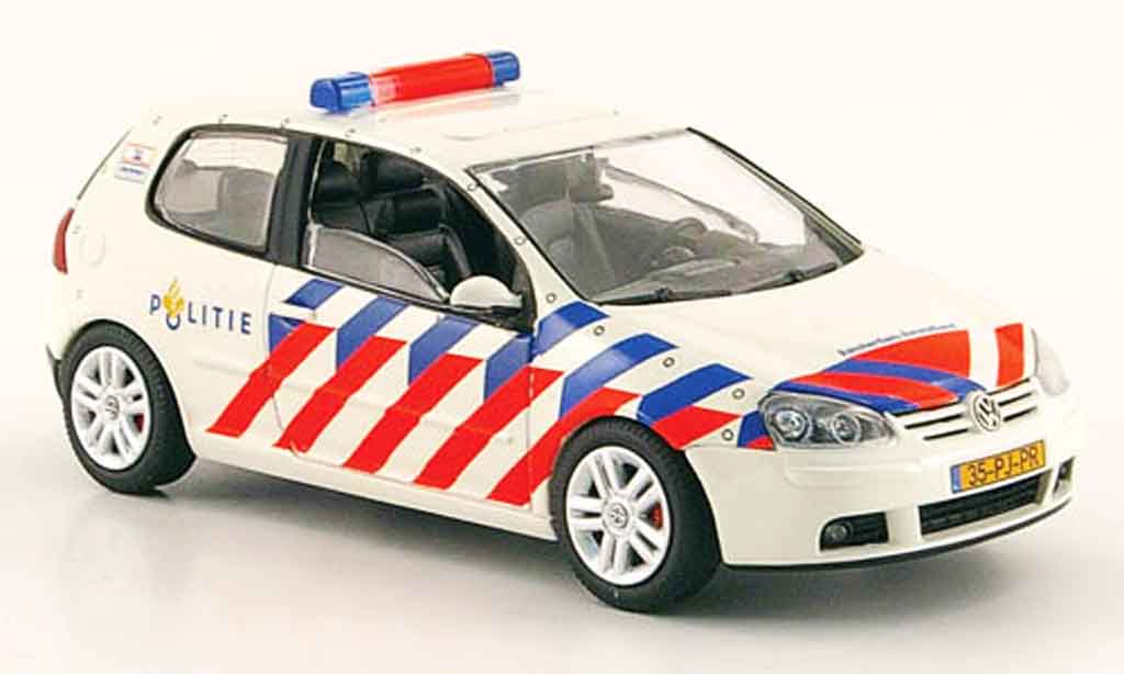 Volkswagen Golf V 1/43 Schuco V politie amsterdam amstelland modelauto