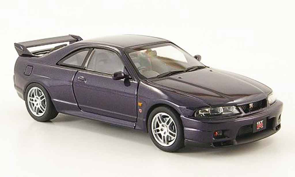 Nissan Skyline R33 1/43 Ebbro R33 GT R Vspec paarsee 1995 modelauto