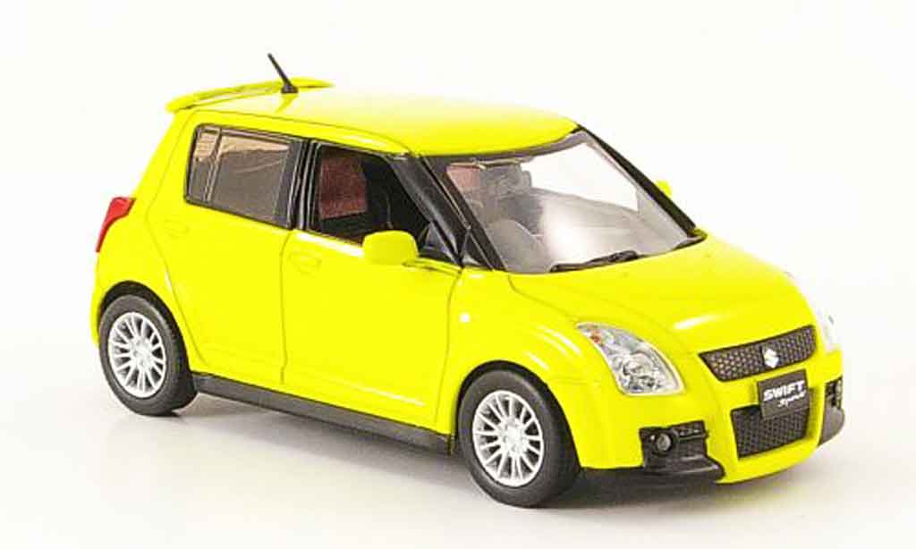 Suzuki Swift 1/43 J Collection Sport geel Funfturer Rechtslenker 2005 modelauto