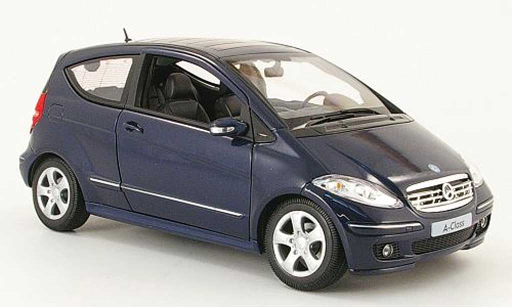 Mercedes Classe A 1/18 Welly 200 blauw 3 portes modelauto