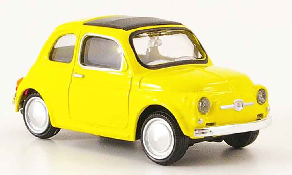 Fiat 500 1/43 Mondo Motors geel 1957 modelauto