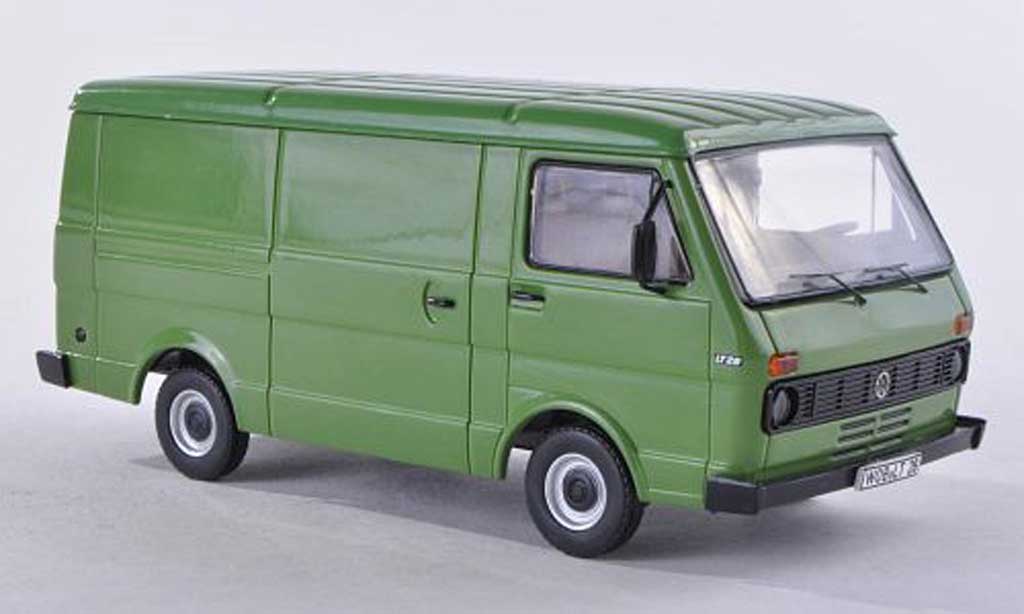 Volkswagen LT28 1/43 Premium ClassiXXs kombigroen modelauto