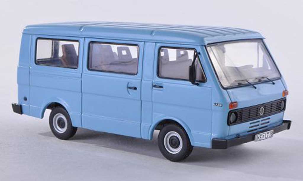 Volkswagen LT28 1/43 Premium ClassiXXs bus blauw modelauto