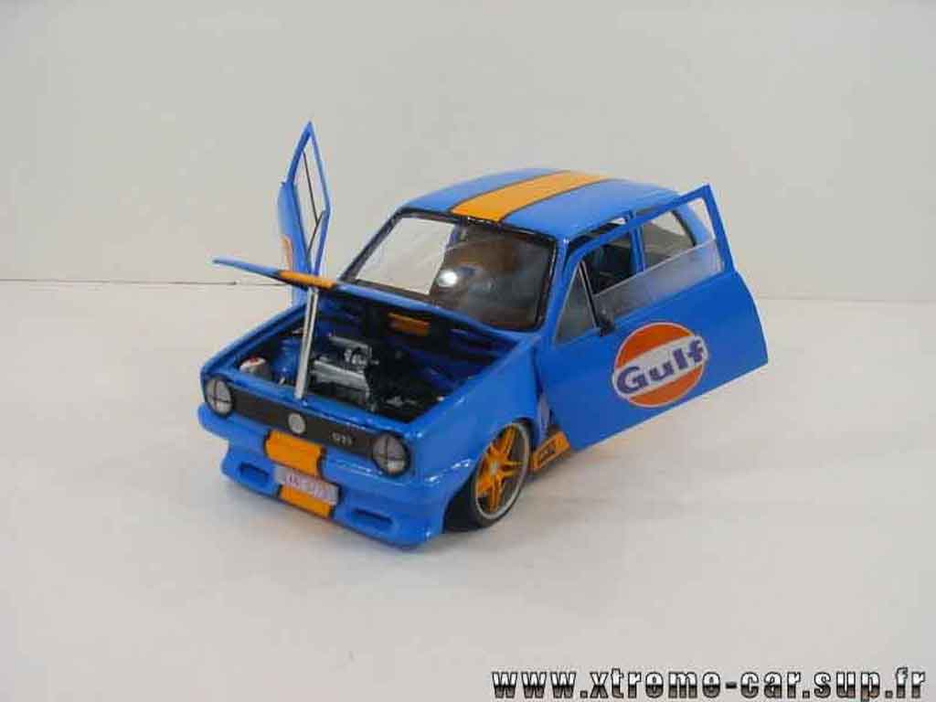 Volkswagen Golf GTI gulf blauw 1/18 Solido