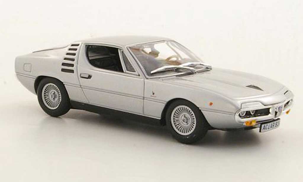 Alfa Romeo Montreal 1/43 Minichamps grijs 1972 modelauto