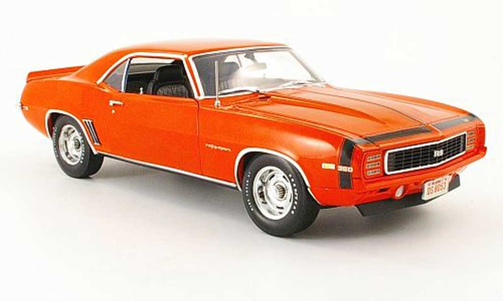 Chevrolet Camaro Z28 1/18 Highway 61 Z28 rs oranje 1969 modelauto