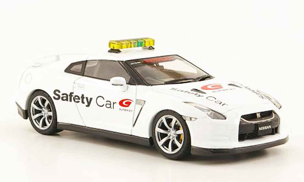 Nissan Skyline R35 1/43 Ebbro R35 GT R Safety Car Super GT 2009 modelauto