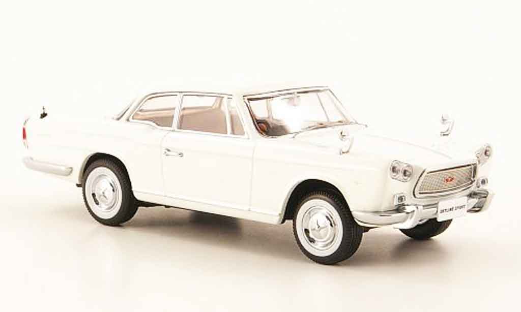 Nissan Skyline Prince Sport 1/43 Kyosho Prince Sport Coupe wit modelauto