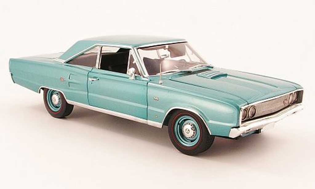 Dodge Coronet 1967 1/18 Highway 61 1967 r/t 426 grun modelauto