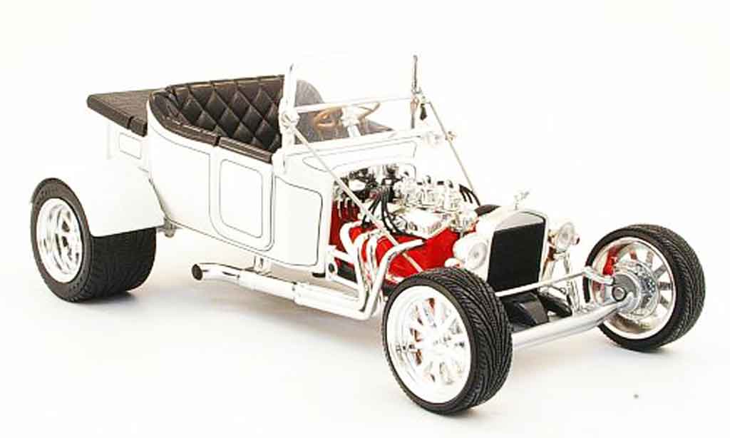 Ford Hot Rod 1/18 Yat Ming t-bucket wit offen 1923 modelauto