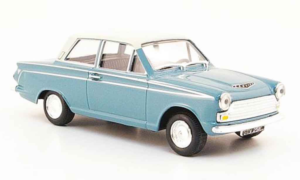 Ford Cortina 1/43 Cararama MKI blauw wit modelauto