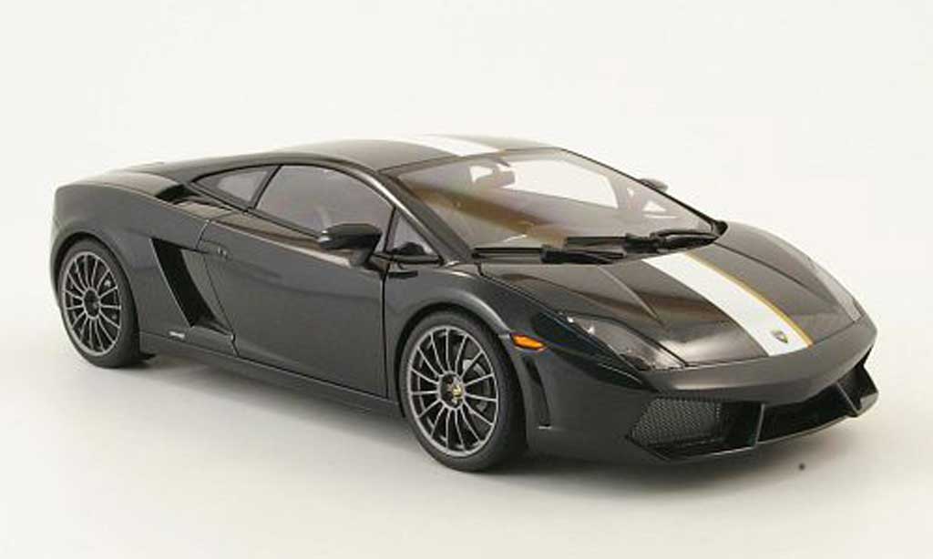 Lamborghini Gallardo LP550-2 1/18 Autoart LP550-2 valentino balboni zwart 2009 modelauto