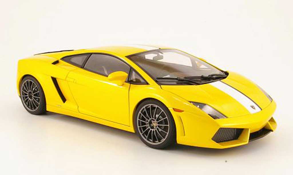Lamborghini Gallardo LP550-2 1/18 Autoart LP550-2 balboni geel 2009 modelauto