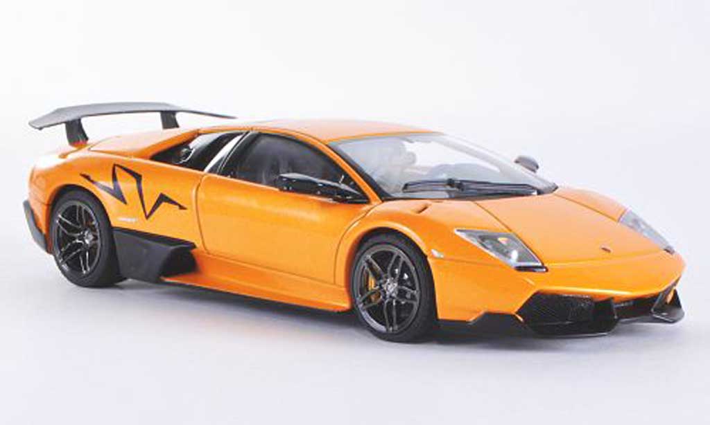Lamborghini Murcielago LP670 1/43 Autoart LP670 4 SV oranje/carbon 2009 modelauto